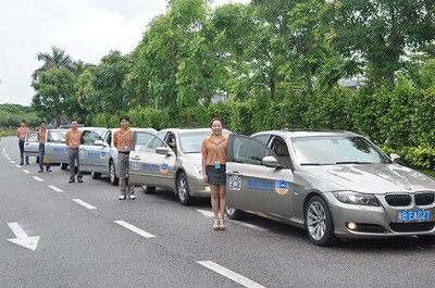 深圳市鑫順安汽車陪駕服務 - 企業(yè)風采 - 換證服務
